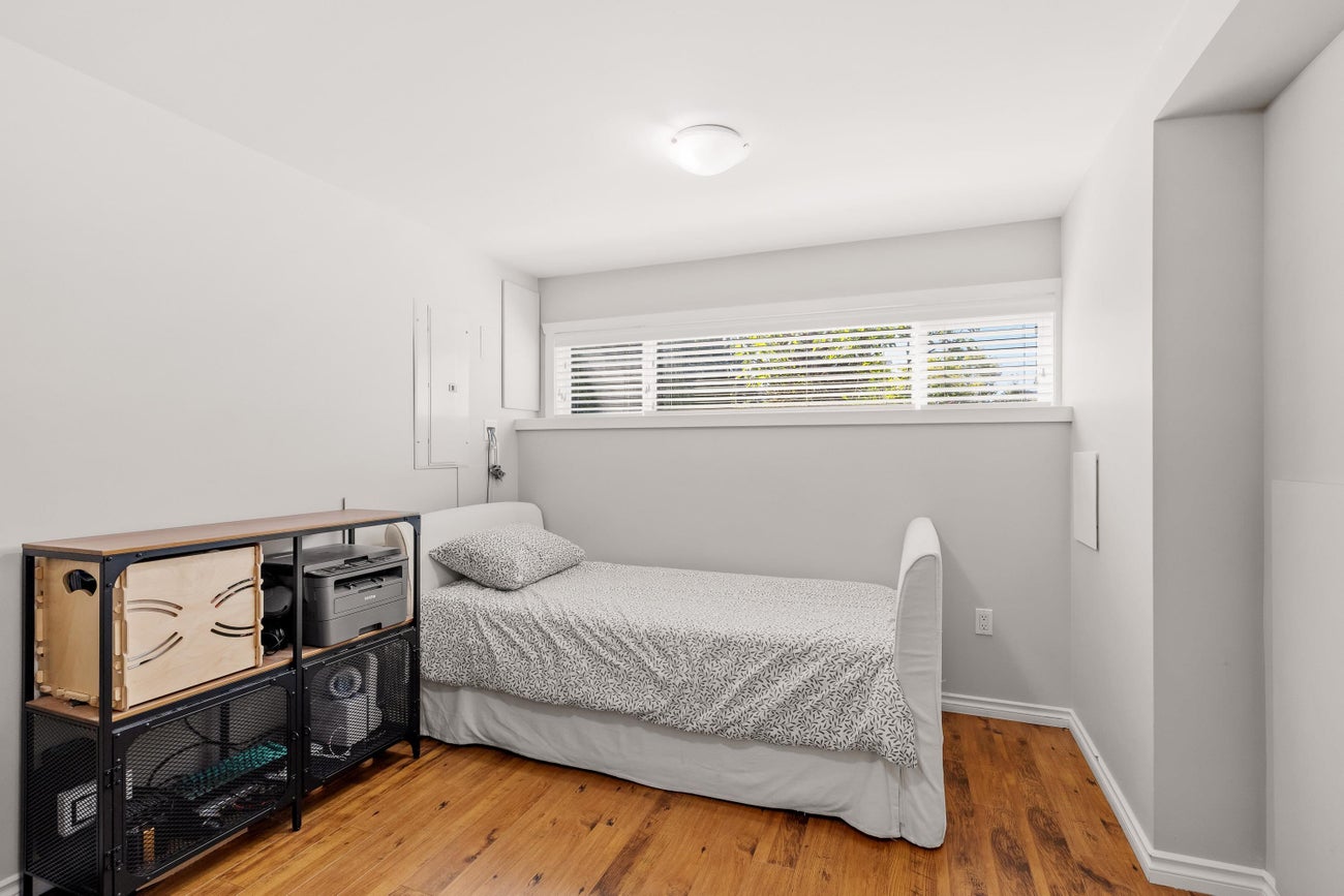 525 Appian Way - Coquitlam West Single Family Residence for Sale, 3 Bedrooms (R3093383)# - 30