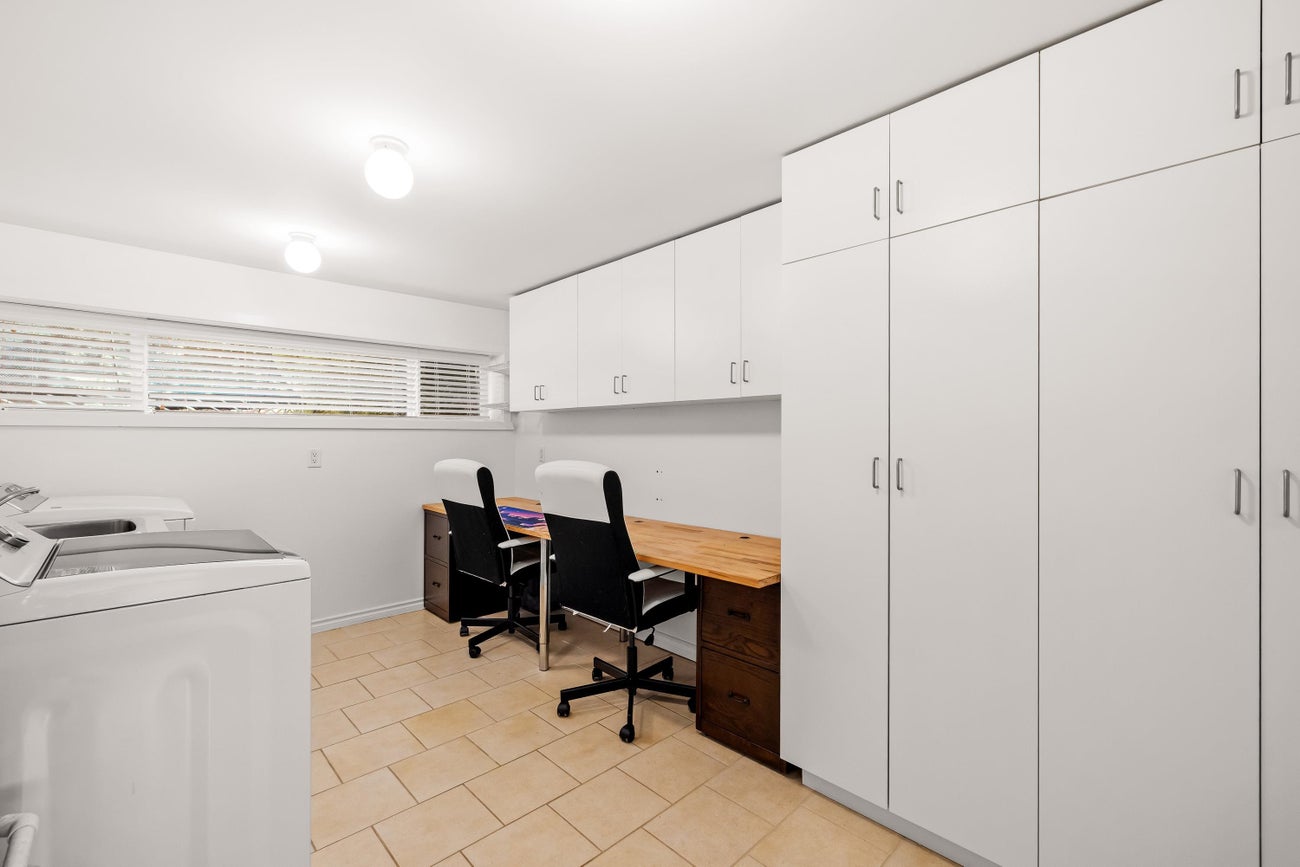 525 Appian Way - Coquitlam West Single Family Residence for Sale, 3 Bedrooms (R3093383)# - 31