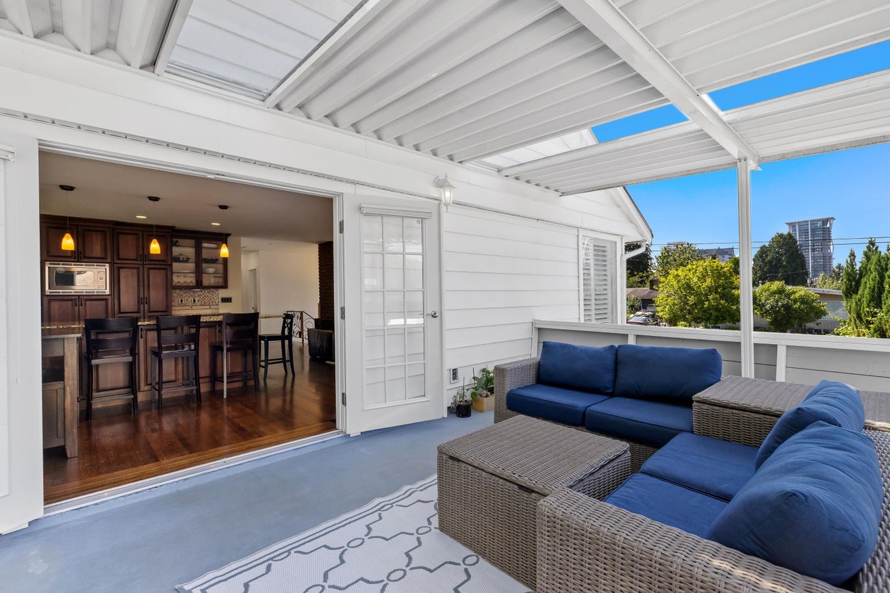 525 Appian Way - Coquitlam West Single Family Residence for Sale, 3 Bedrooms (R3093383)# - 33