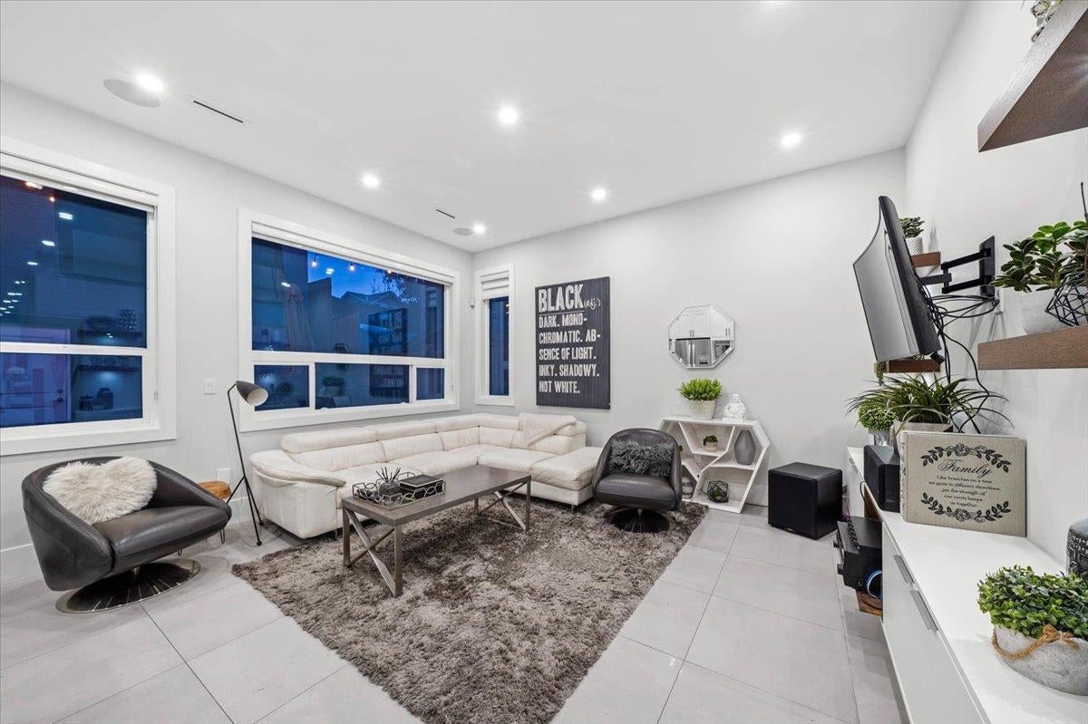 1041 Stewart Avenue - Maillardville Single Family Residence for Sale, 9 Bedrooms (R3093723)# - 11