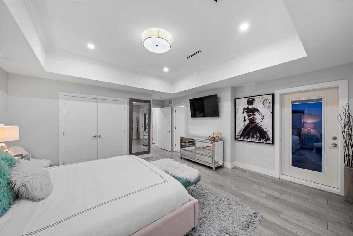 1041 Stewart Avenue - Maillardville Single Family Residence for Sale, 9 Bedrooms (R3093723)# - 17