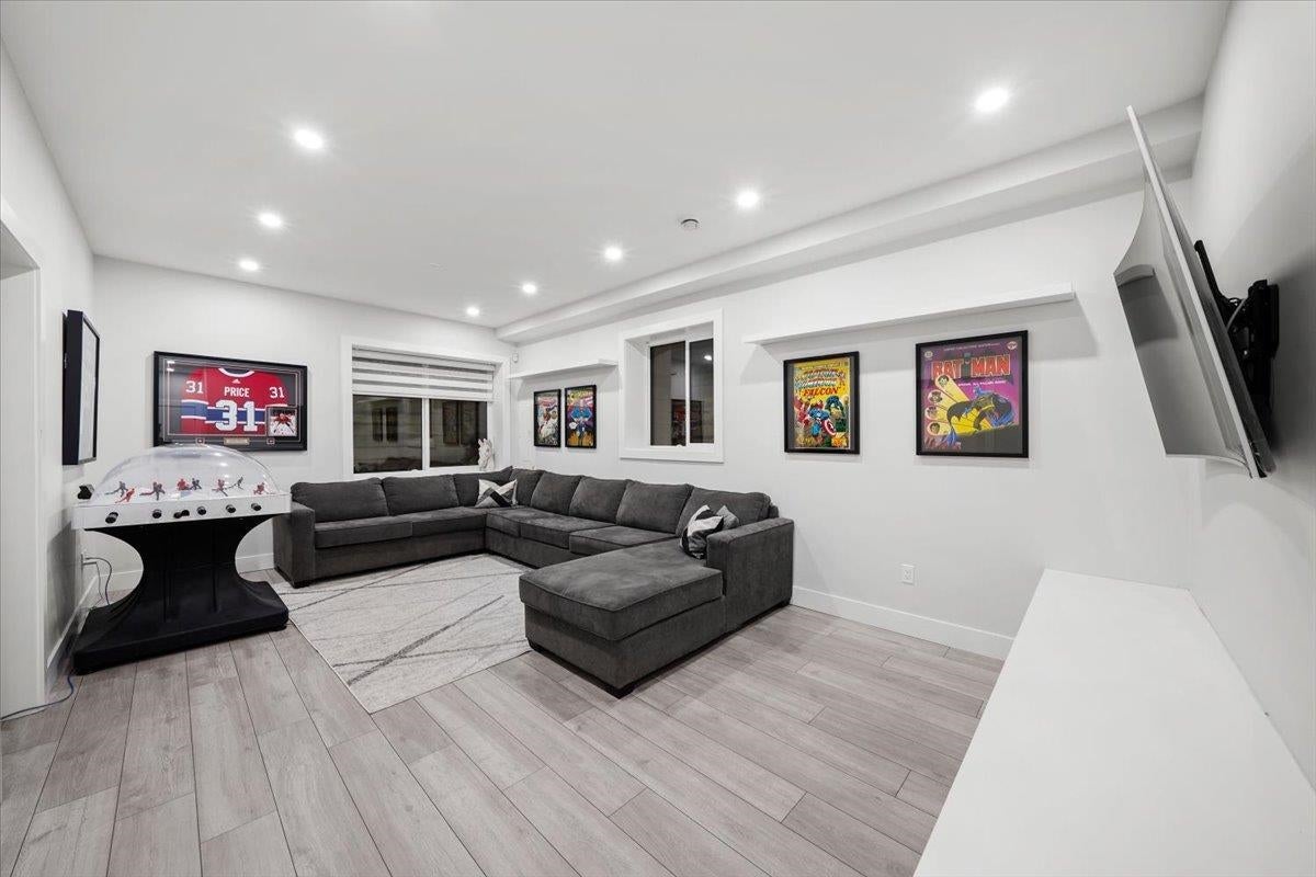 1041 Stewart Avenue - Maillardville Single Family Residence for Sale, 9 Bedrooms (R3093723)# - 28