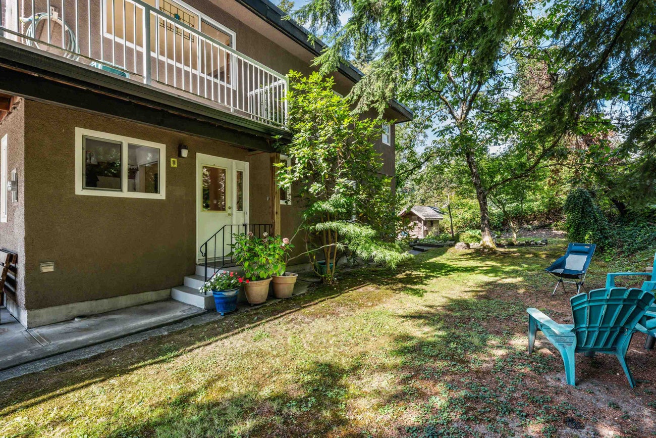 935 Stardale Avenue - Coquitlam West Single Family Residence for Sale, 4 Bedrooms (R3093884)# - 27