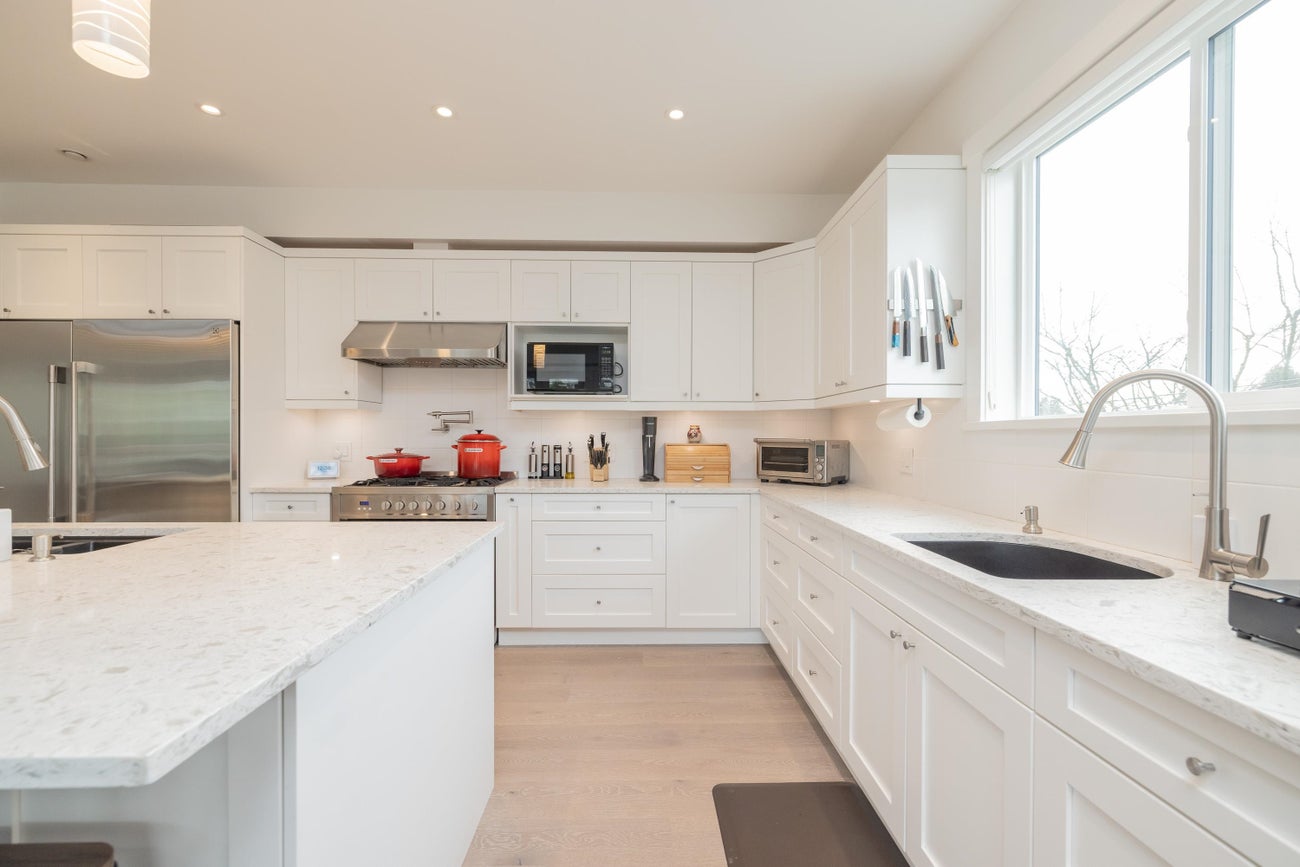 7139 Paulus Crescent - Montecito Single Family Residence for Sale, 7 Bedrooms (R3094101)# - 10