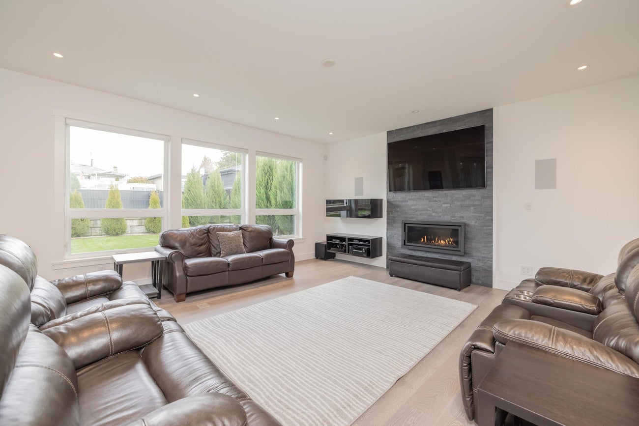 7139 Paulus Crescent - Montecito Single Family Residence for Sale, 7 Bedrooms (R3094101)# - 13