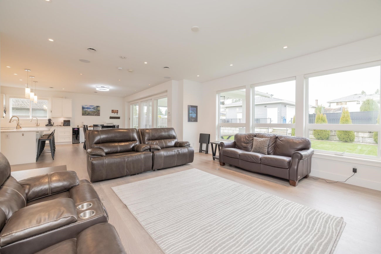 7139 Paulus Crescent - Montecito Single Family Residence for Sale, 7 Bedrooms (R3094101)# - 14