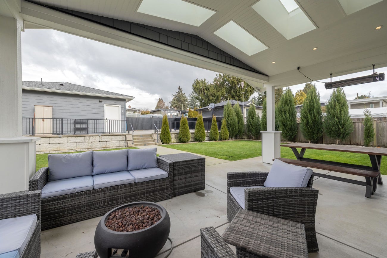 7139 Paulus Crescent - Montecito Single Family Residence for Sale, 7 Bedrooms (R3094101)# - 38