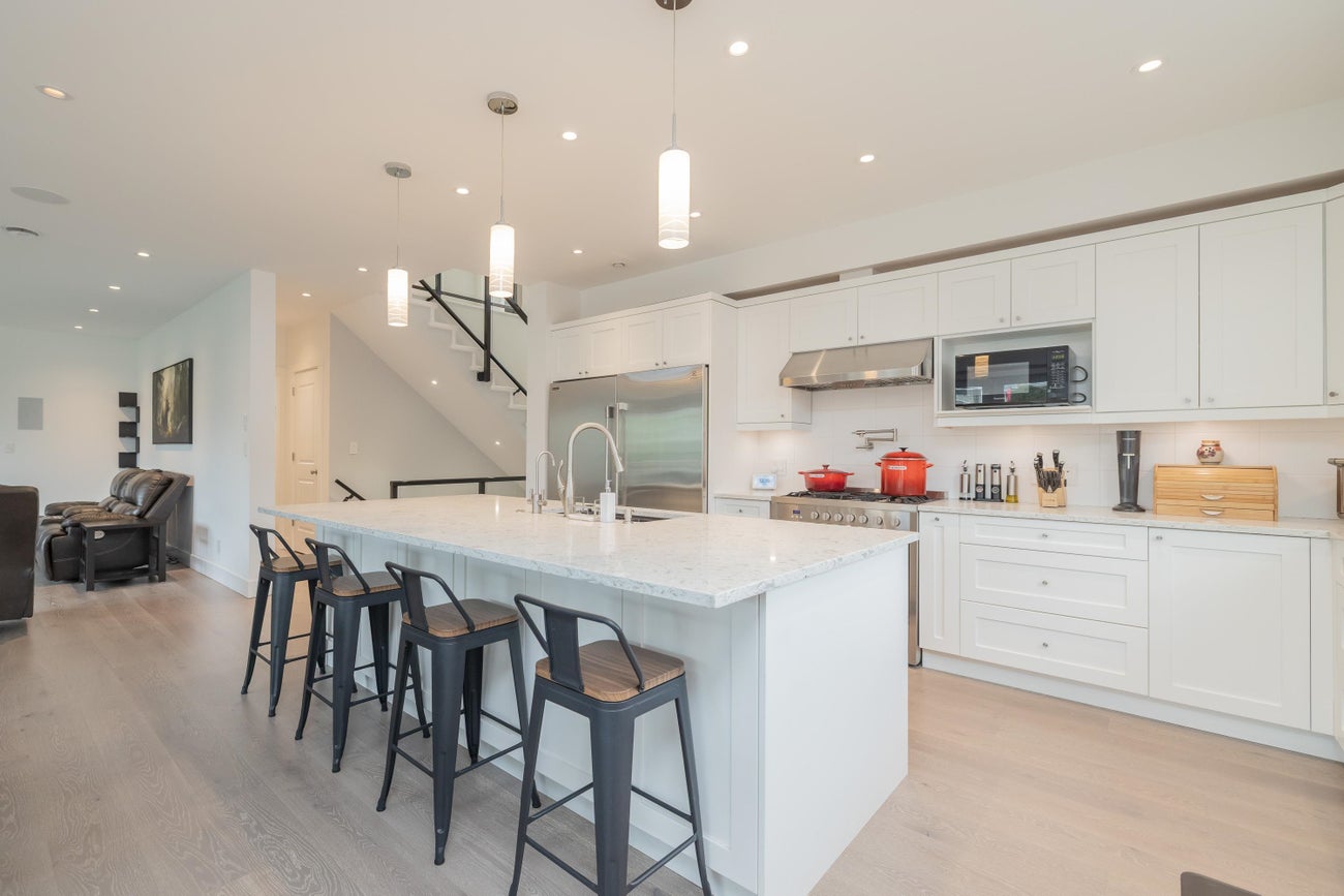 7139 Paulus Crescent - Montecito Single Family Residence for Sale, 7 Bedrooms (R3094101)# - 6