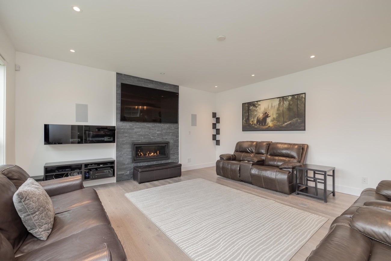 7139 Paulus Crescent - Montecito Single Family Residence for Sale, 7 Bedrooms (R3094101)# - 9