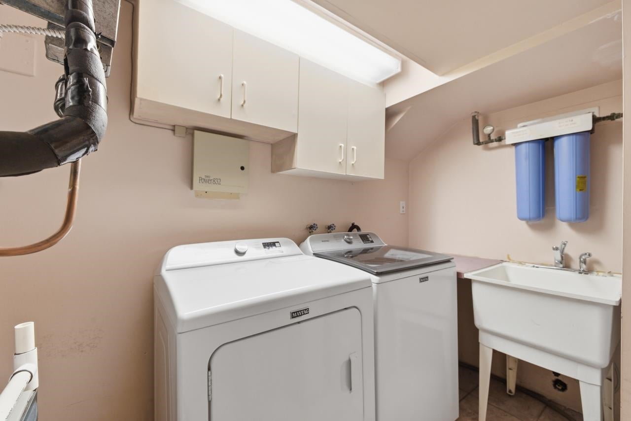 697 Folsom Street - Central Coquitlam Single Family Residence for Sale, 4 Bedrooms (R3094210)# - 29