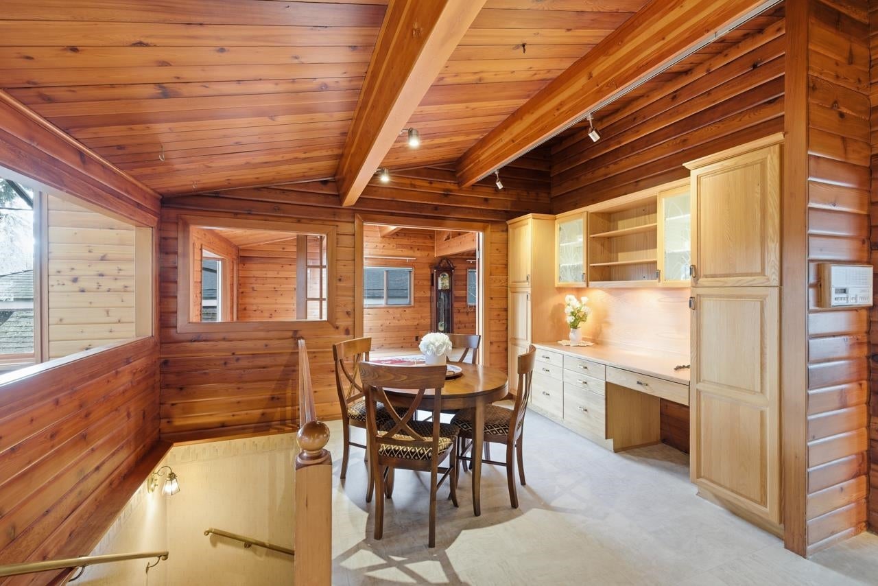 697 Folsom Street - Central Coquitlam Single Family Residence for Sale, 4 Bedrooms (R3094210)# - 8