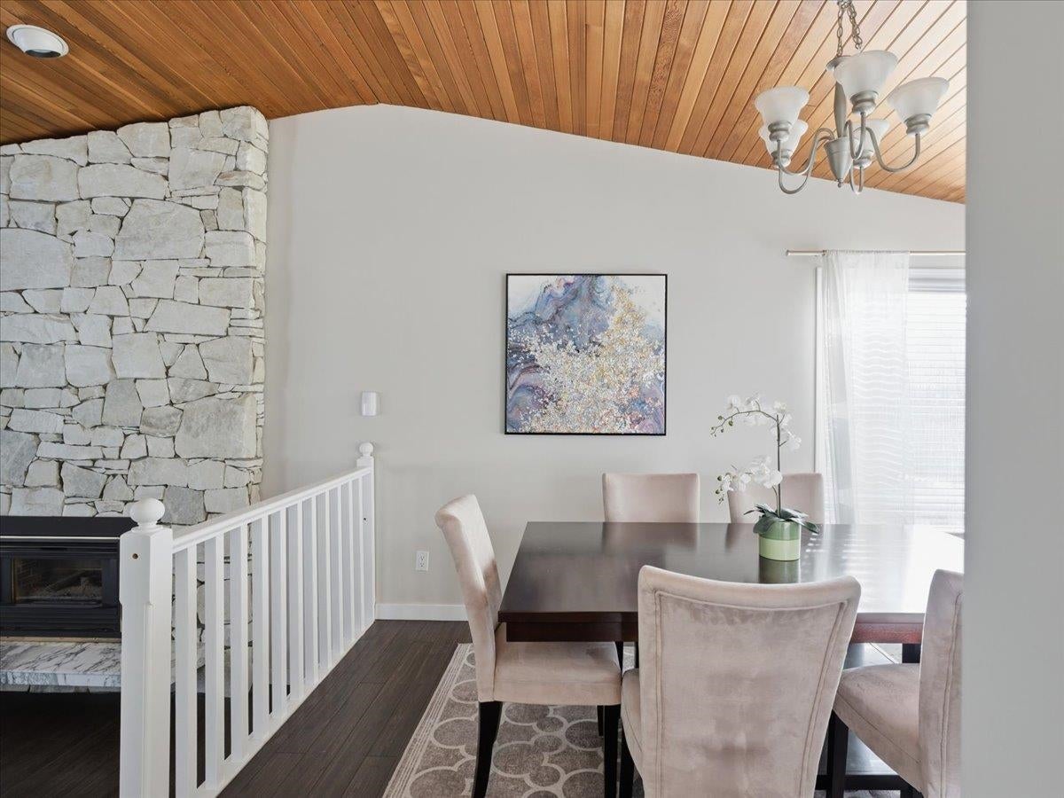 385 Hickey Drive - Coquitlam East Single Family Residence for Sale, 5 Bedrooms (R3094640)# - 12