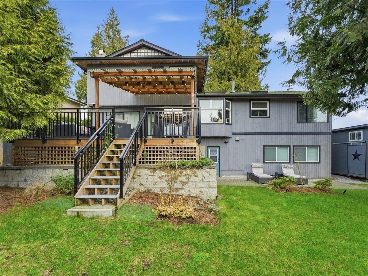 385 Hickey Drive - Coquitlam East Single Family Residence for Sale, 5 Bedrooms (R3094640)# - 1