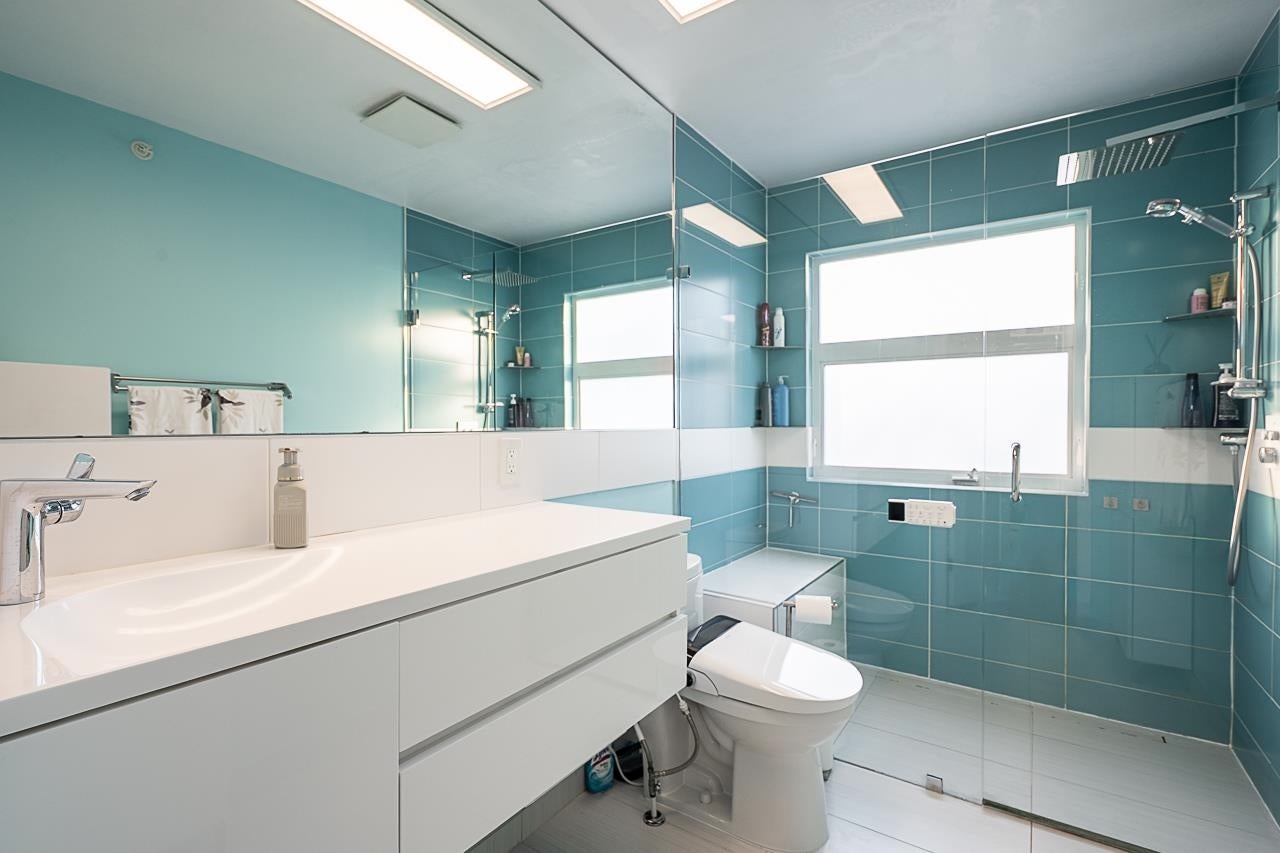 328 - 3000 Riverbend Drive - Coquitlam East Single Family Residence for Sale, 5 Bedrooms (R3094694)# - 11