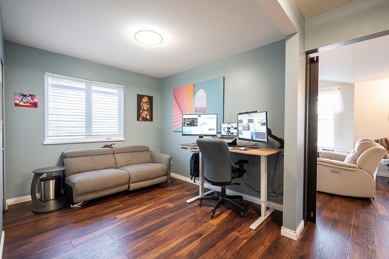 328 - 3000 Riverbend Drive - Coquitlam East Single Family Residence for Sale, 5 Bedrooms (R3094694)# - 15