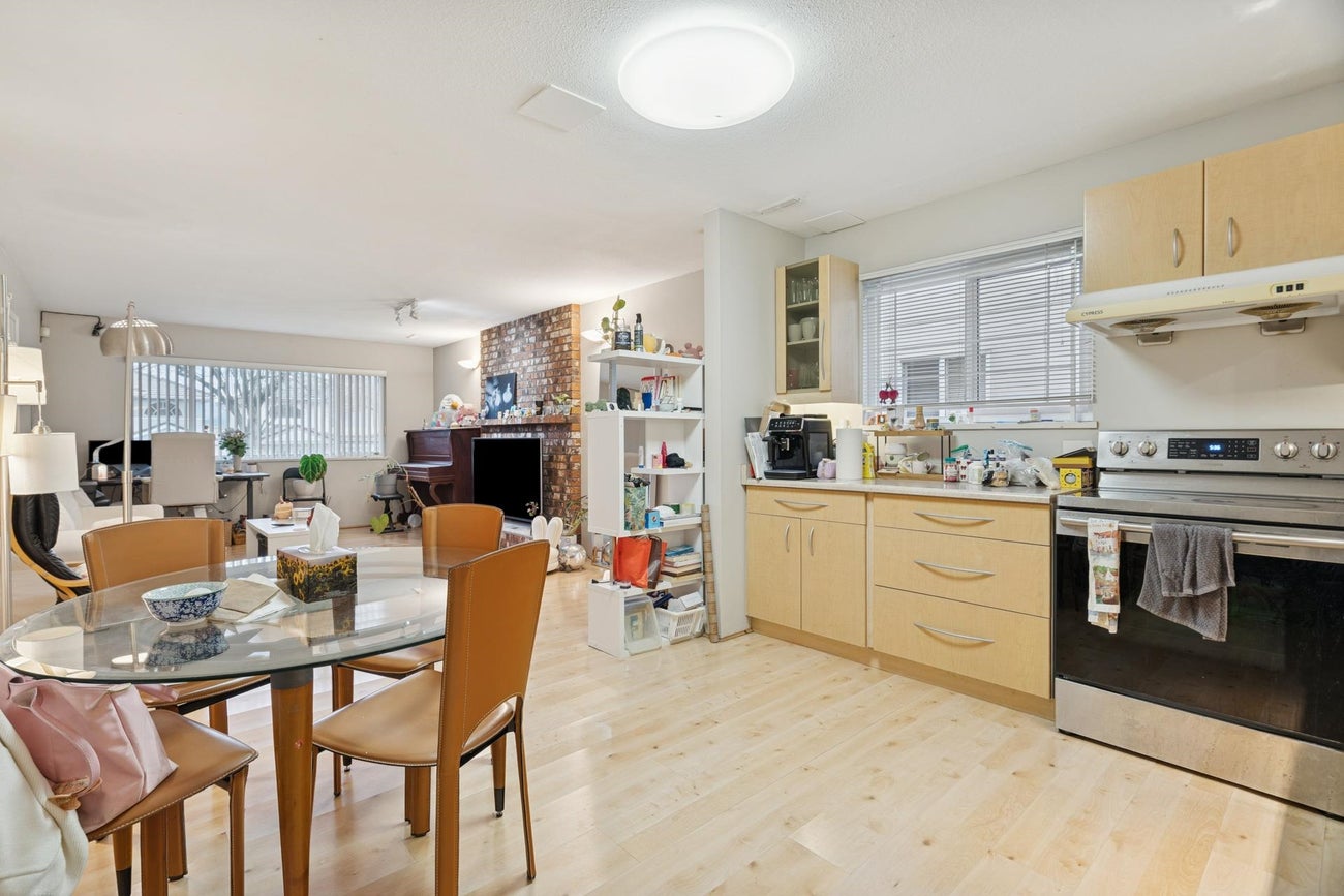 4356 Oxford Street - Vancouver Heights Single Family Residence for Sale, 5 Bedrooms (R3094816)# - 24