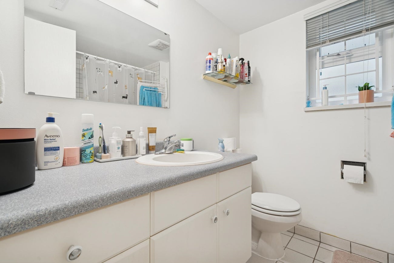 4356 Oxford Street - Vancouver Heights Single Family Residence for Sale, 5 Bedrooms (R3094816)# - 28