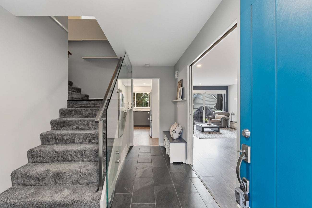 363 Dartmoor Drive - Coquitlam East Single Family Residence for Sale, 5 Bedrooms (R3094915)# - 2