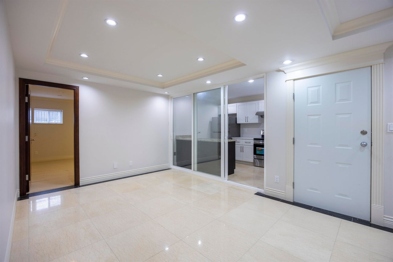 7353 Union Street - Simon Fraser Univer. single-family-residence for Sale, 5 Bedrooms (R3095229)# - 24