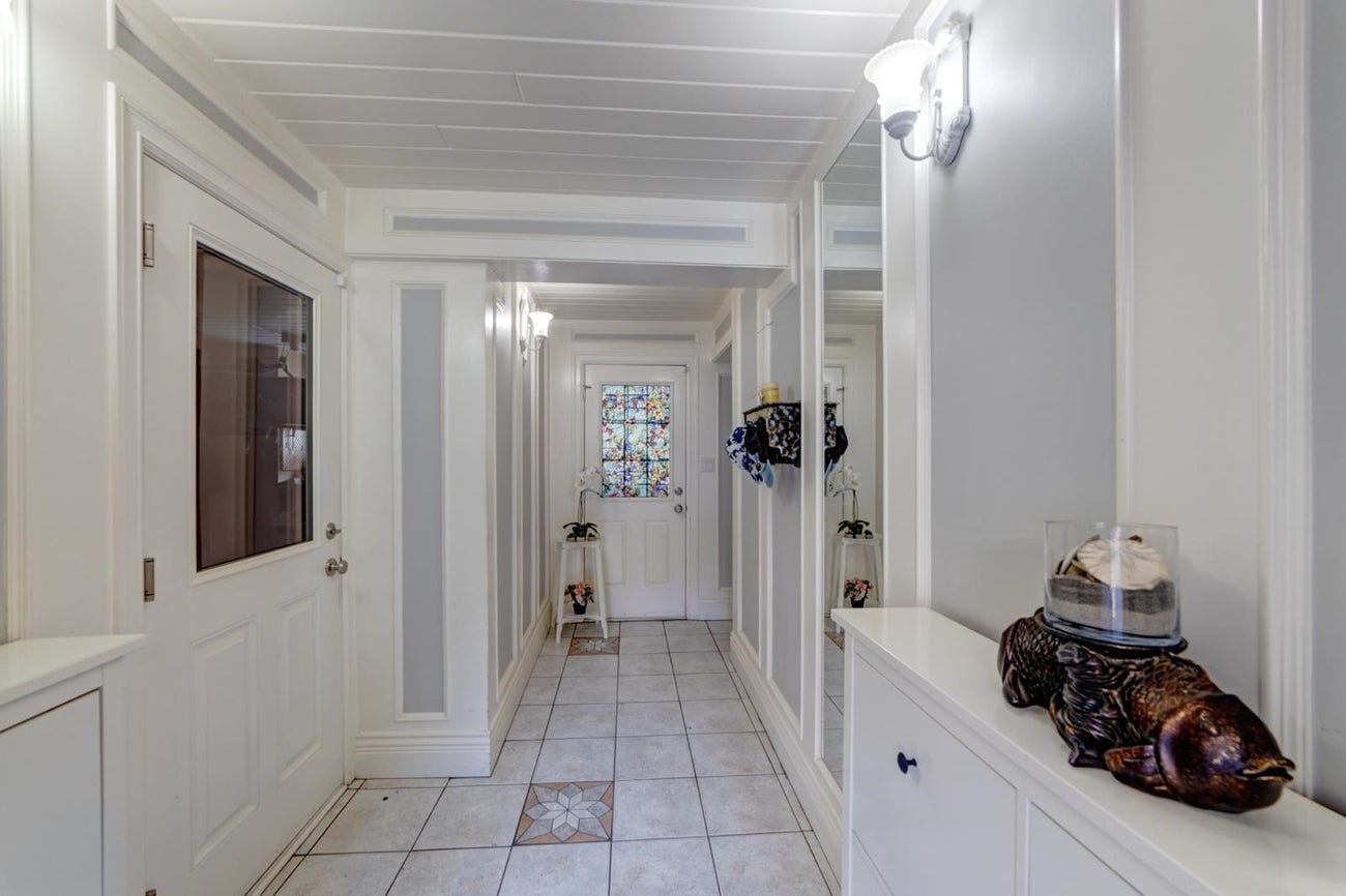 990 Kinsac Street - Coquitlam West Single Family Residence for Sale, 5 Bedrooms (R3095340)# - 7