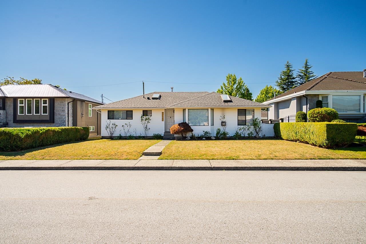 6546 Dunnedin Street - Sperling-Duthie Single Family Residence for Sale, 3 Bedrooms (R3095585)# - 2