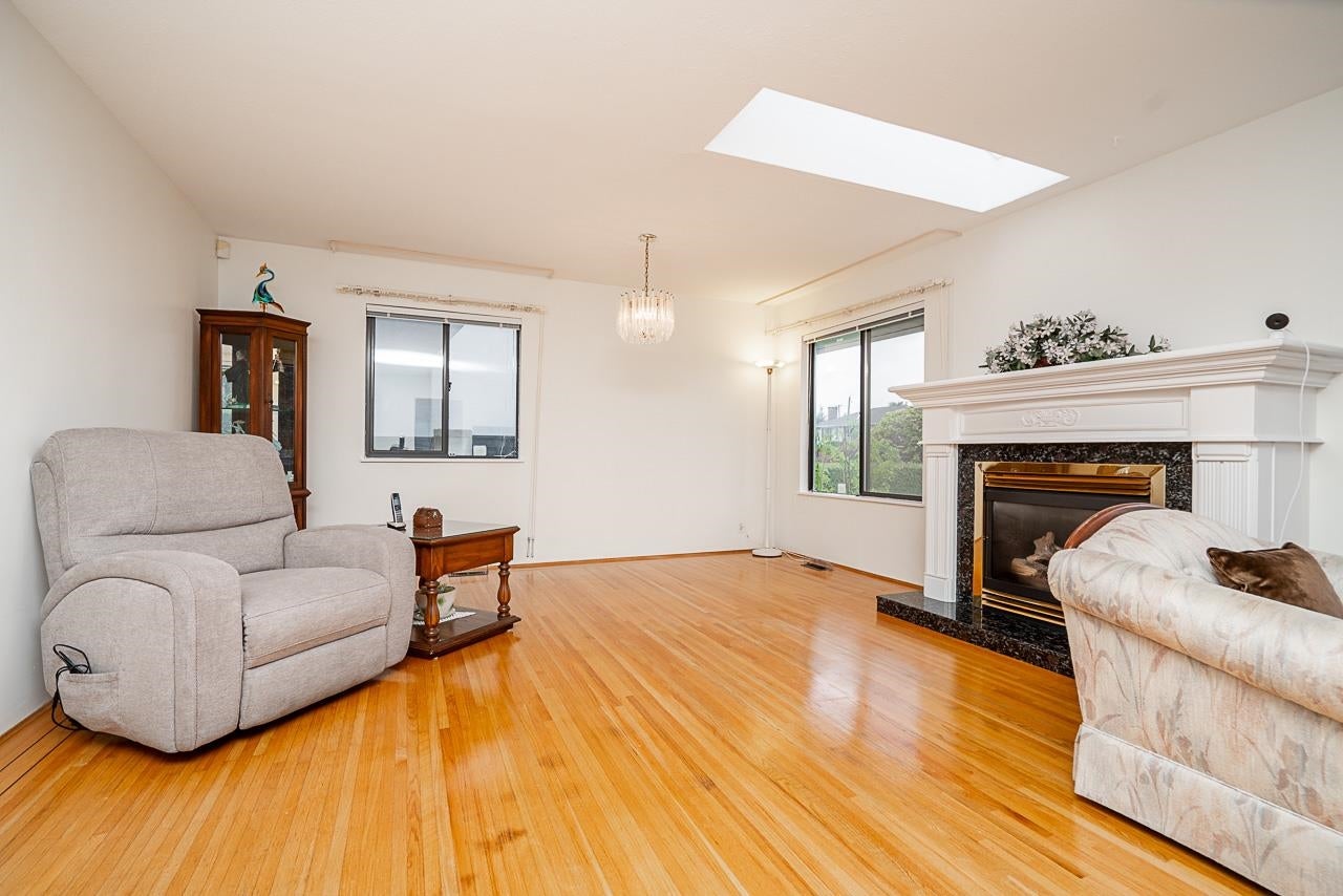 6546 Dunnedin Street - Sperling-Duthie single-family-residence for Sale, 3 Bedrooms (R3095585)# - 7