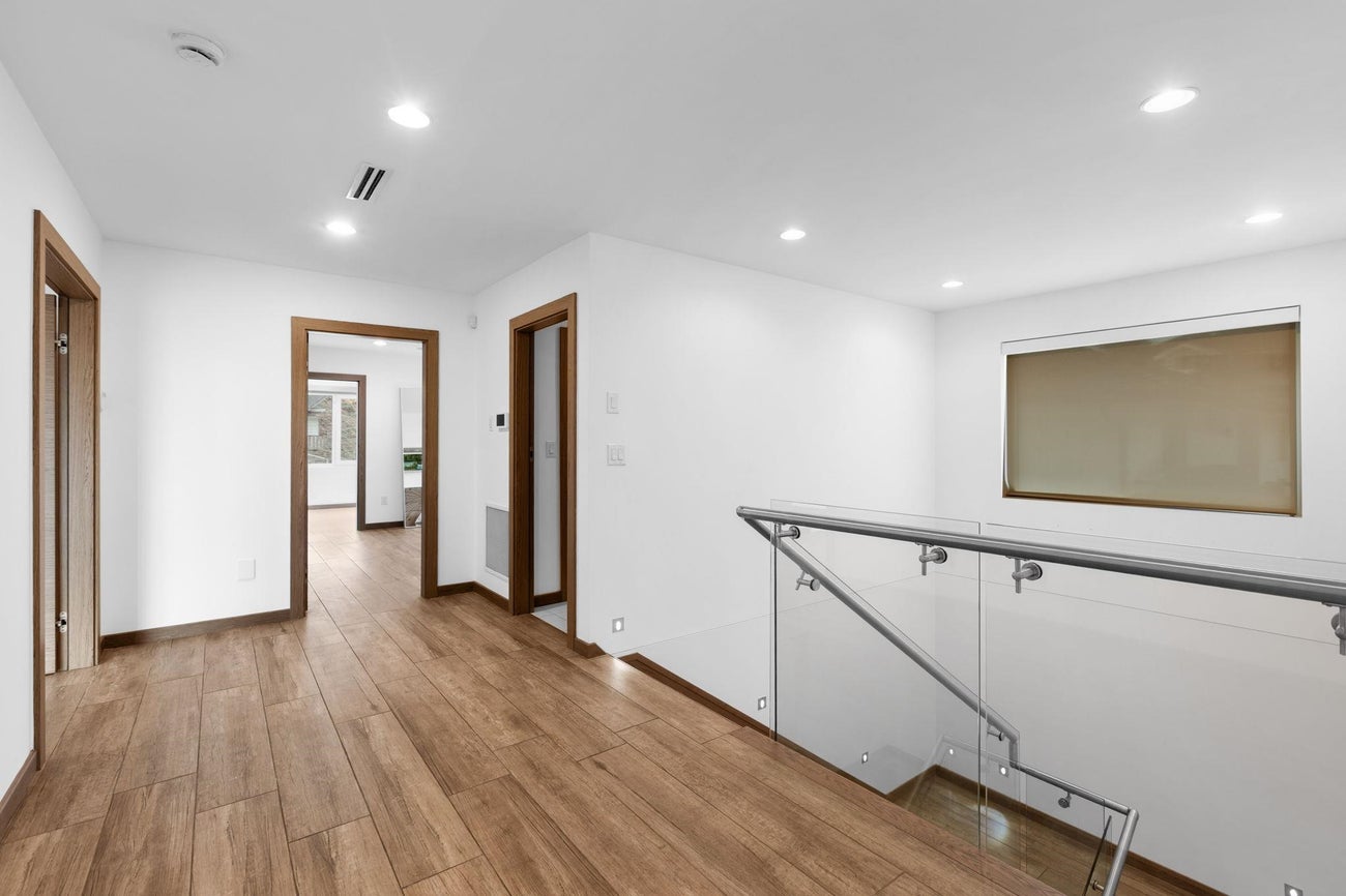 2150 Kugler Avenue - Central Coquitlam single-family-residence for Sale, 6 Bedrooms (R3095734)# - 16