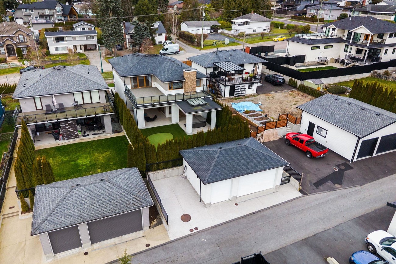 2150 Kugler Avenue - Central Coquitlam Single Family Residence for Sale, 6 Bedrooms (R3095734)# - 32