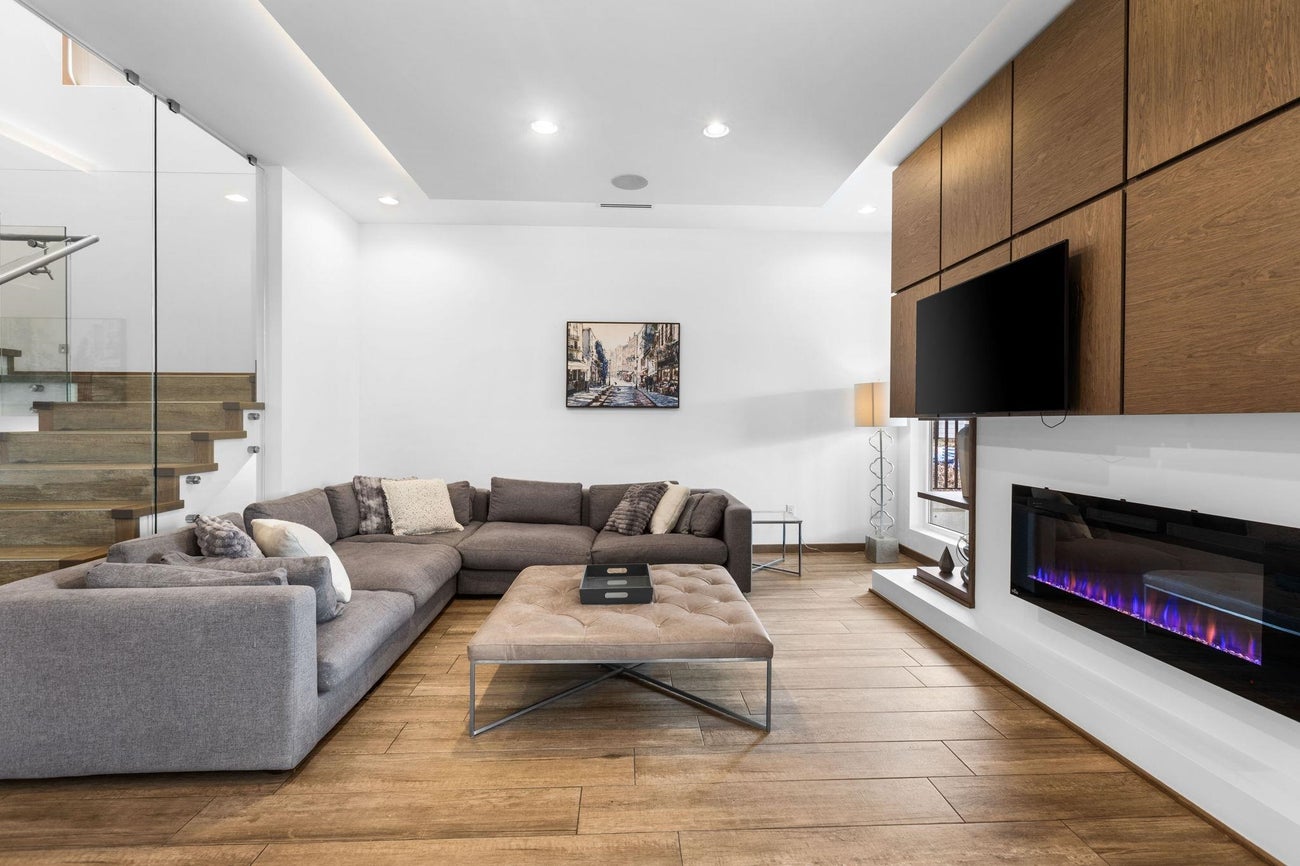 2150 Kugler Avenue - Central Coquitlam single-family-residence for Sale, 6 Bedrooms (R3095734)# - 8