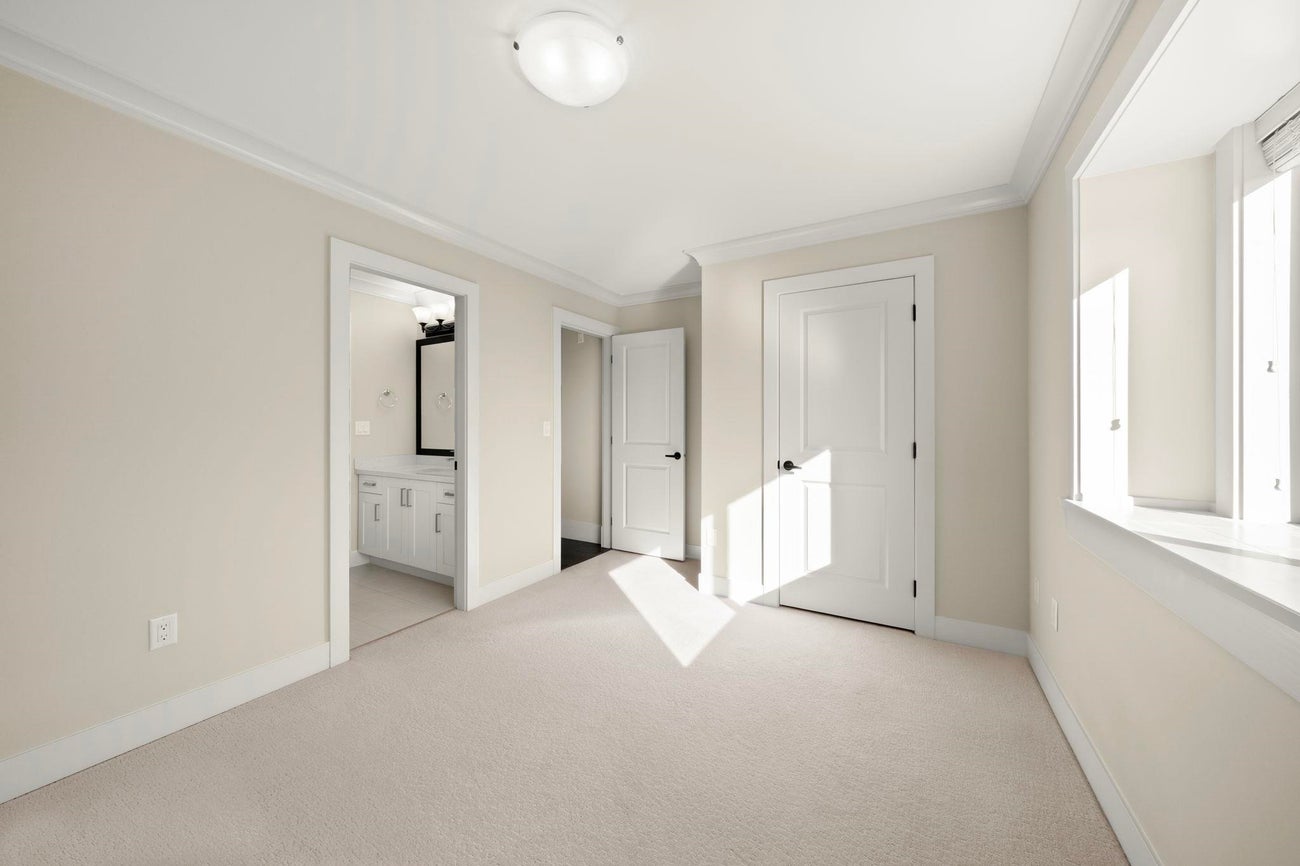 7028 Broadway - Montecito Single Family Residence for Sale, 5 Bedrooms (R3095829)# - 22 7028 Broadway - Montecito Single Family Residence for Sale, 5 Bedrooms (R3095829)# - 22