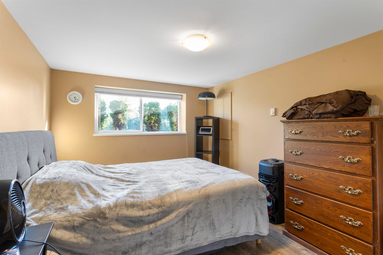 1419 Austin Avenue - Central Coquitlam Single Family Residence for Sale, 5 Bedrooms (R3097390)# - 29