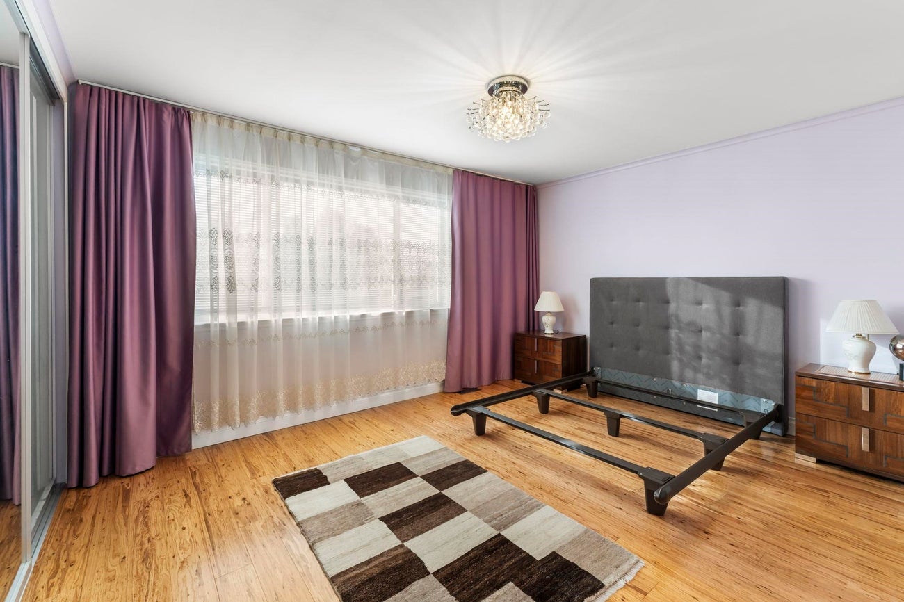 317 Gloucester Court - Coquitlam East Single Family Residence for Sale, 4 Bedrooms (R3097866)# - 13