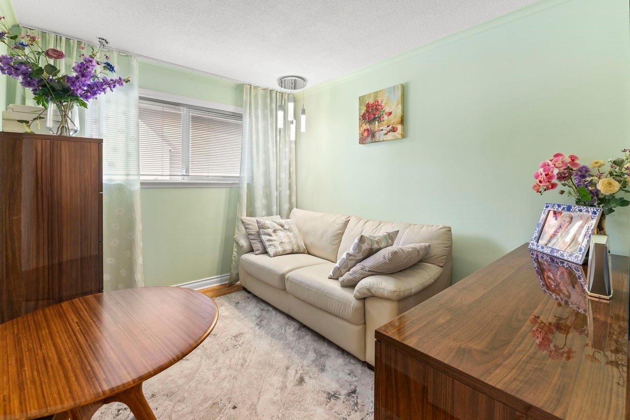 317 Gloucester Court - Coquitlam East Single Family Residence for Sale, 4 Bedrooms (R3097866)# - 20