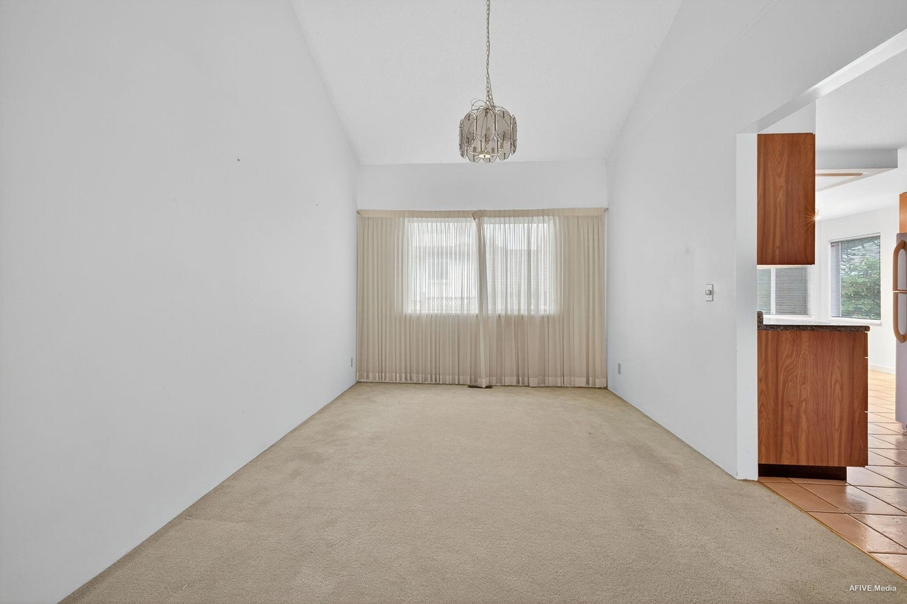 2713 Mara Drive - Coquitlam East Single Family Residence for Sale, 3 Bedrooms (R3098295)# - 16