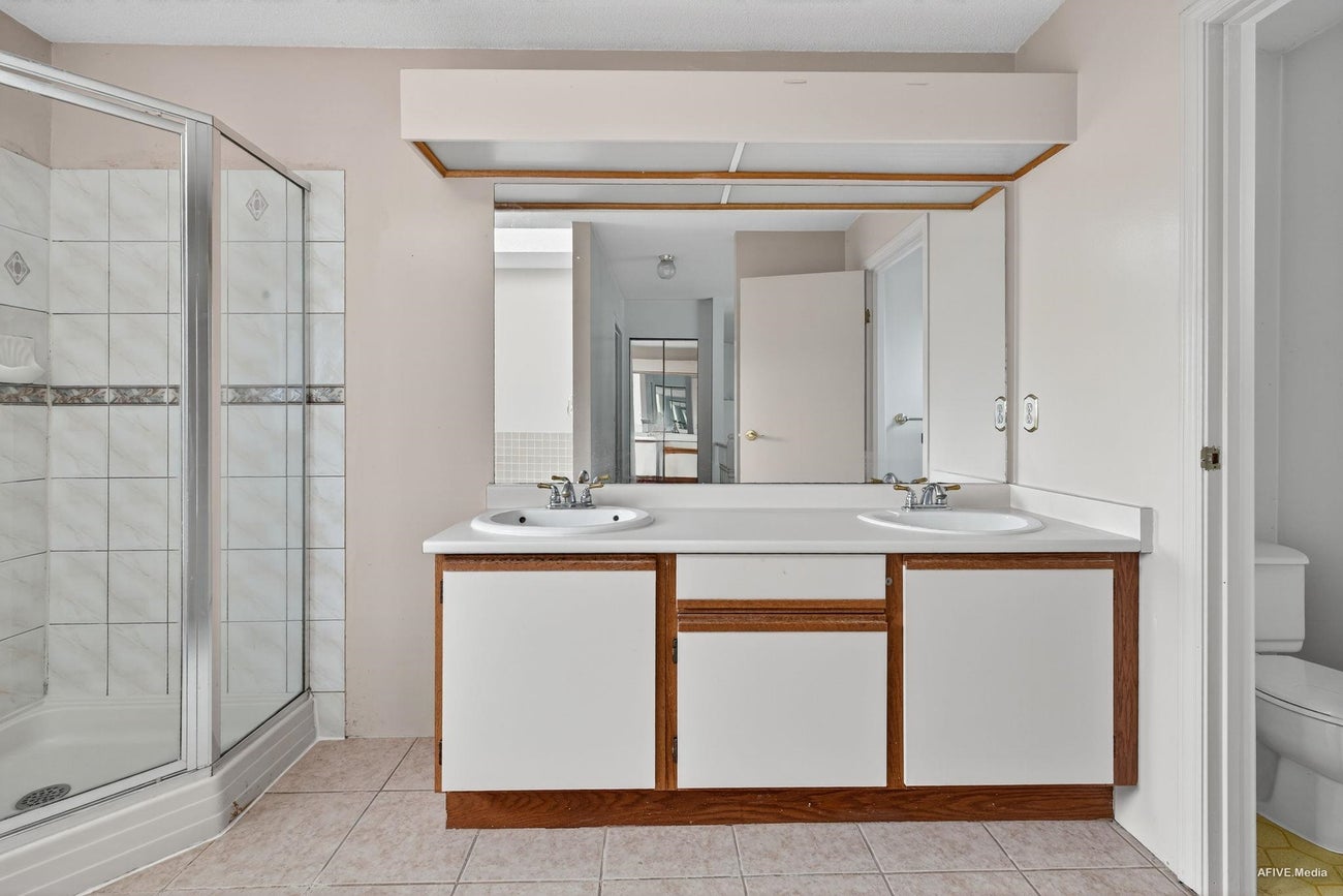 2713 Mara Drive - Coquitlam East Single Family Residence for Sale, 3 Bedrooms (R3098295)# - 27