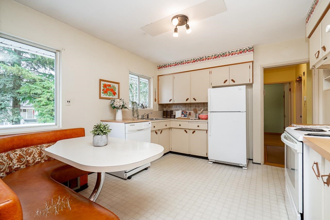 2293 Warrenton Avenue - Central Coquitlam single-family-residence for Sale, 2 Bedrooms (R3098979)# - 14