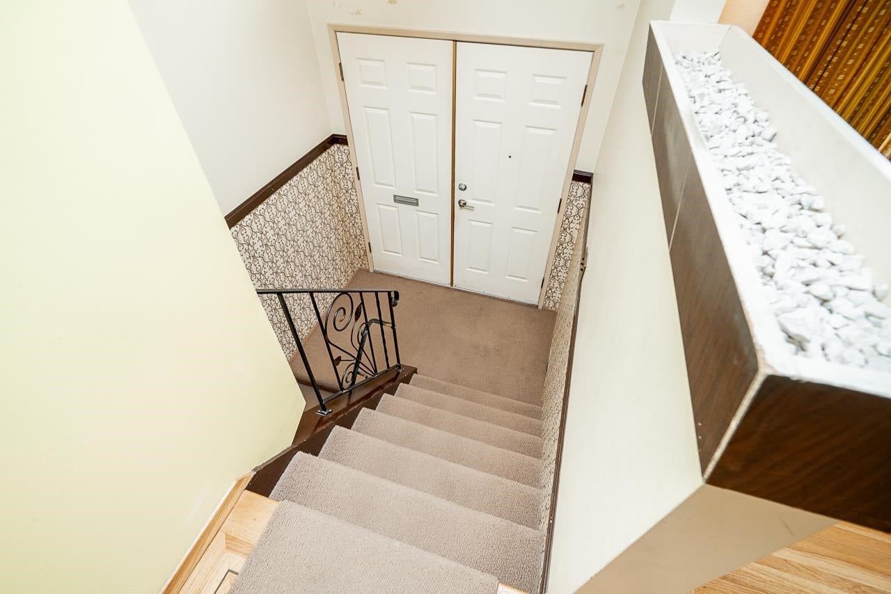 2293 Warrenton Avenue - Central Coquitlam single-family-residence for Sale, 2 Bedrooms (R3098979)# - 21