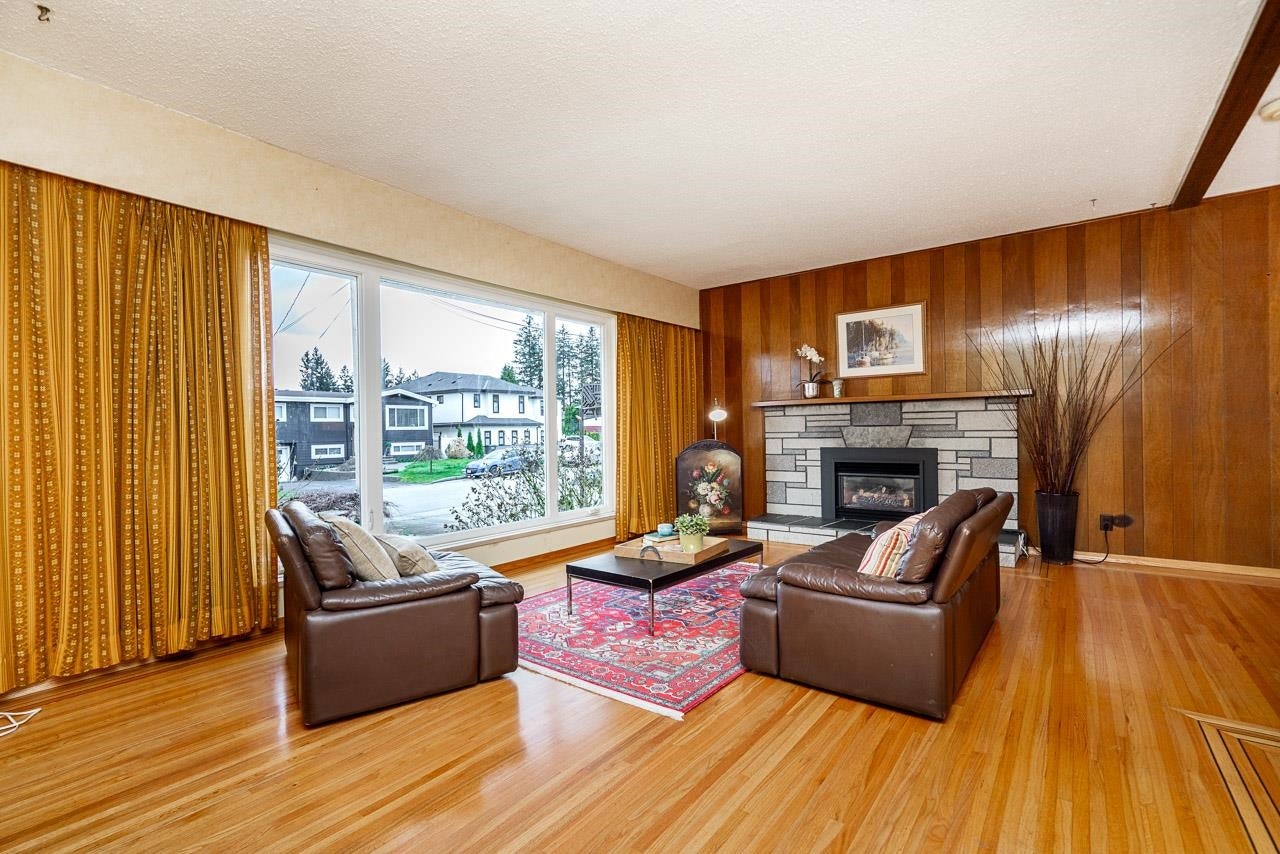 2293 Warrenton Avenue - Central Coquitlam single-family-residence for Sale, 2 Bedrooms (R3098979)# - 3