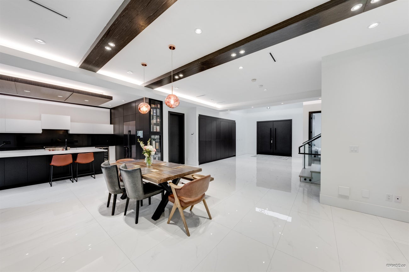 710 Ivy Avenue - Coquitlam West Single Family Residence for Sale, 7 Bedrooms (R3099978)# - 10