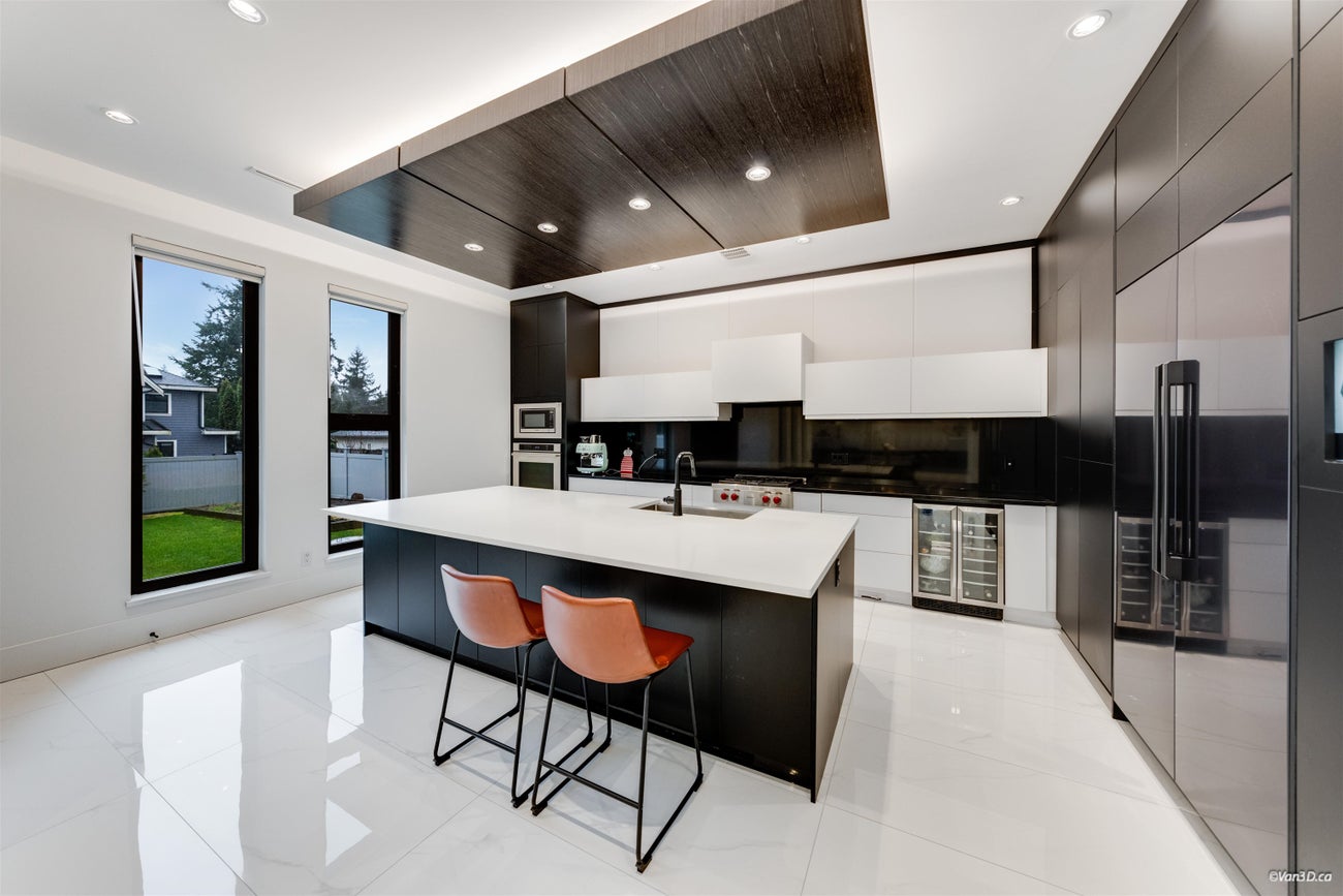 710 Ivy Avenue - Coquitlam West Single Family Residence for Sale, 7 Bedrooms (R3099978)# - 18