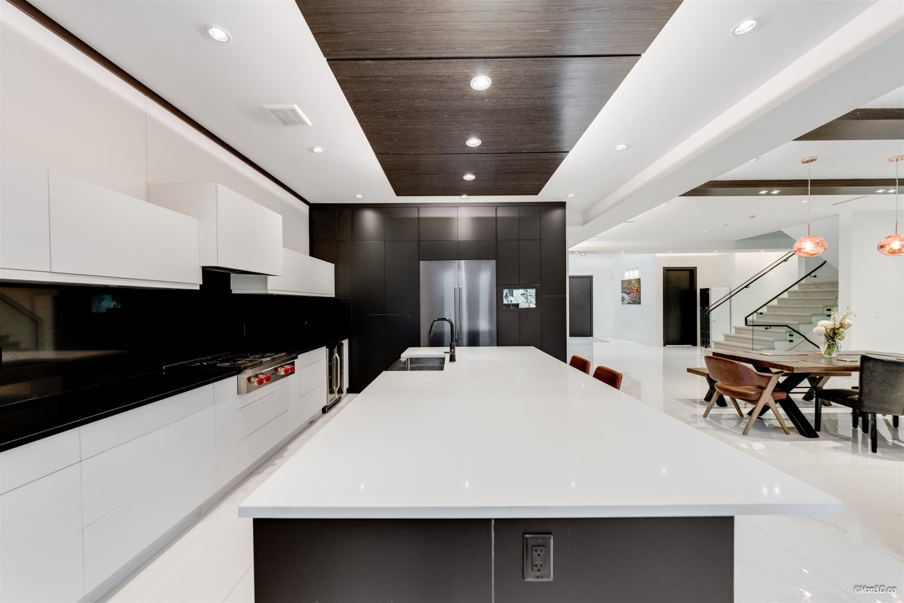 710 Ivy Avenue - Coquitlam West Single Family Residence for Sale, 7 Bedrooms (R3099978)# - 23