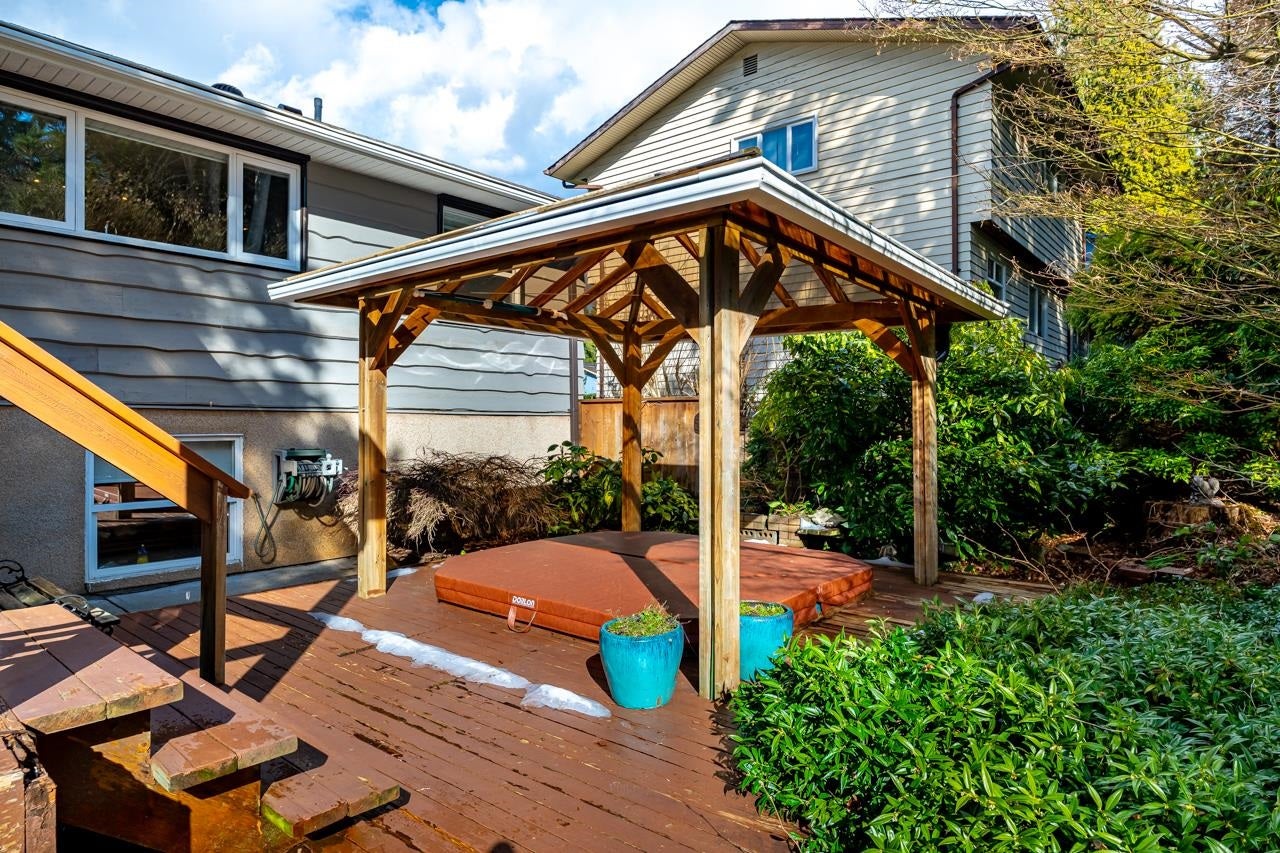 908 Stanton Avenue - Coquitlam West Single Family Residence for Sale, 3 Bedrooms (R3100299)# - 35