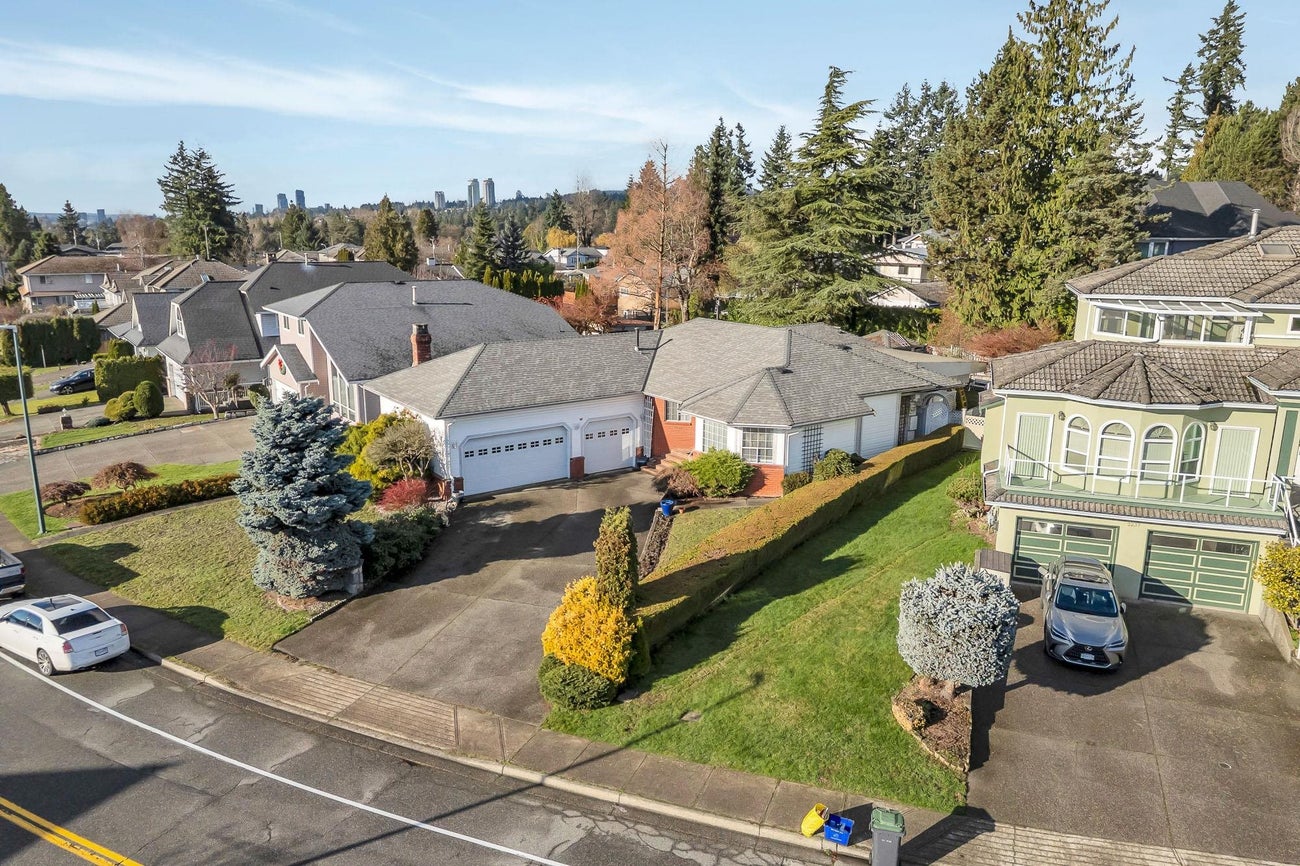 2235 Leclair Drive - Coquitlam East Single Family Residence for Sale, 4 Bedrooms (R3100404)# - 2