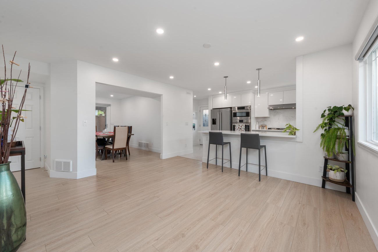 103 - 1334 Charland Avenue - Central Coquitlam Single Family Residence for Sale, 5 Bedrooms (R3100680)# - 3