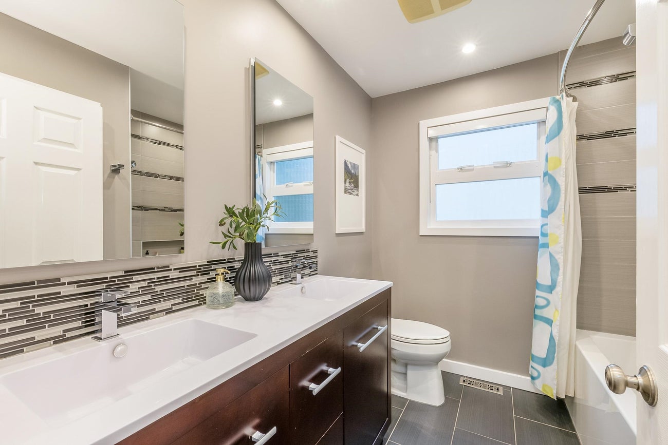 304 Dartmoor Drive - Coquitlam East Single Family Residence for Sale, 4 Bedrooms (R3100831)# - 21