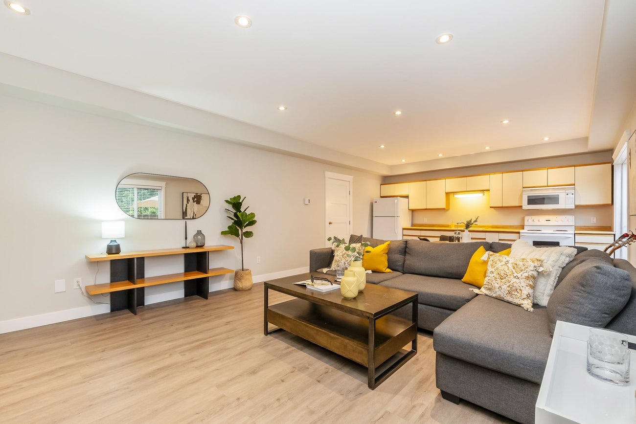 304 Dartmoor Drive - Coquitlam East Single Family Residence for Sale, 4 Bedrooms (R3100831)# - 23