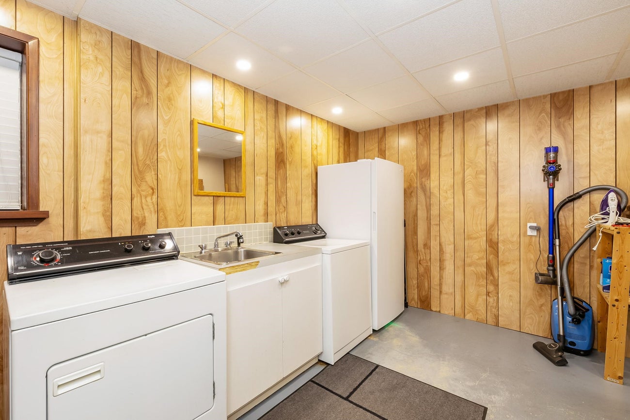 304 Dartmoor Drive - Coquitlam East Single Family Residence for Sale, 4 Bedrooms (R3100831)# - 27