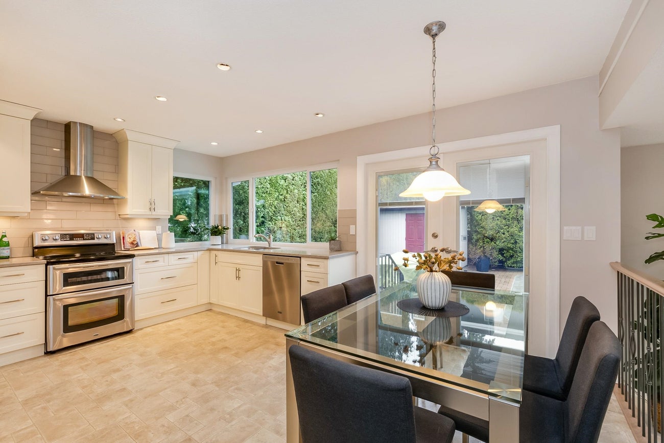 2419 Shawna Way - Central Coquitlam Single Family Residence for Sale, 4 Bedrooms (R3100849)# - 10