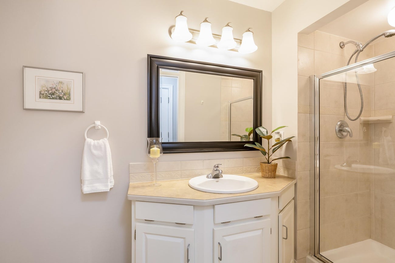 2419 Shawna Way - Central Coquitlam Single Family Residence for Sale, 4 Bedrooms (R3100849)# - 16