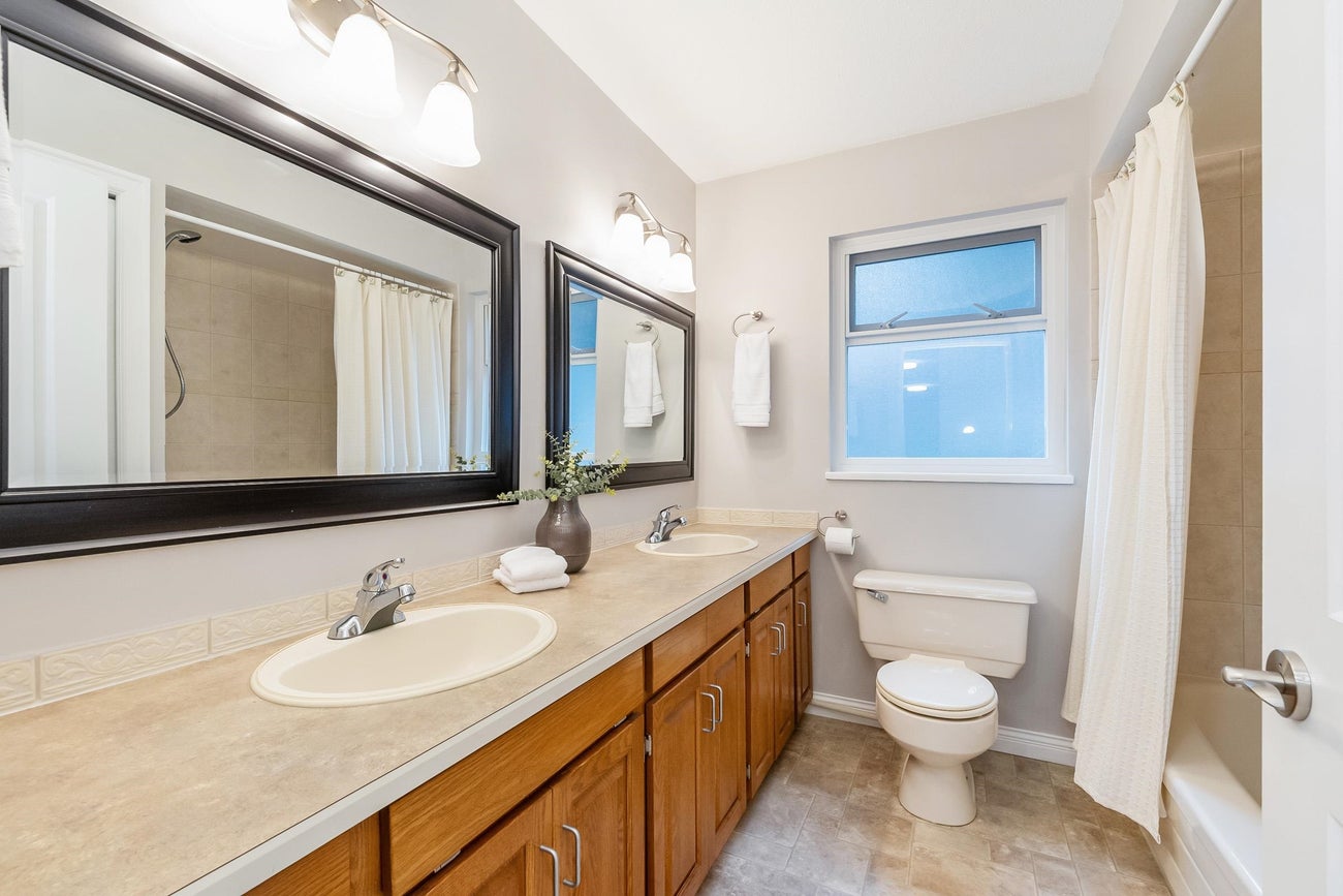 2419 Shawna Way - Central Coquitlam Single Family Residence for Sale, 4 Bedrooms (R3100849)# - 26